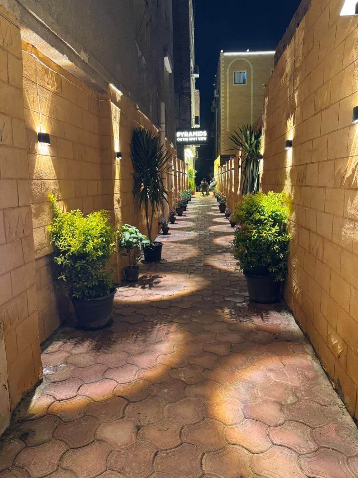Hotel Pyramids On The Spot View Kafret el-Gabal Exterior foto