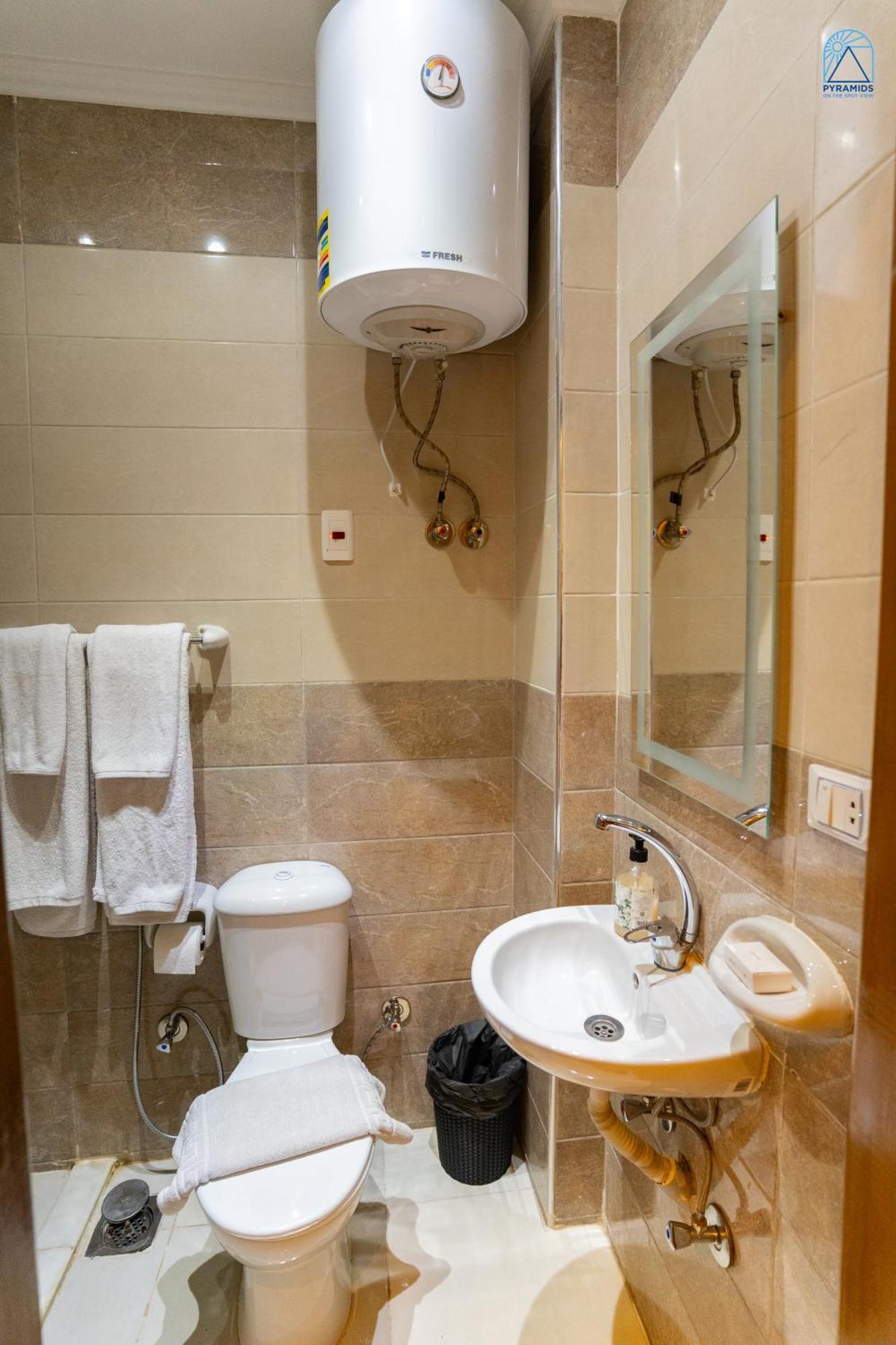 Hotel Pyramids On The Spot View Kafret el-Gabal Exterior foto